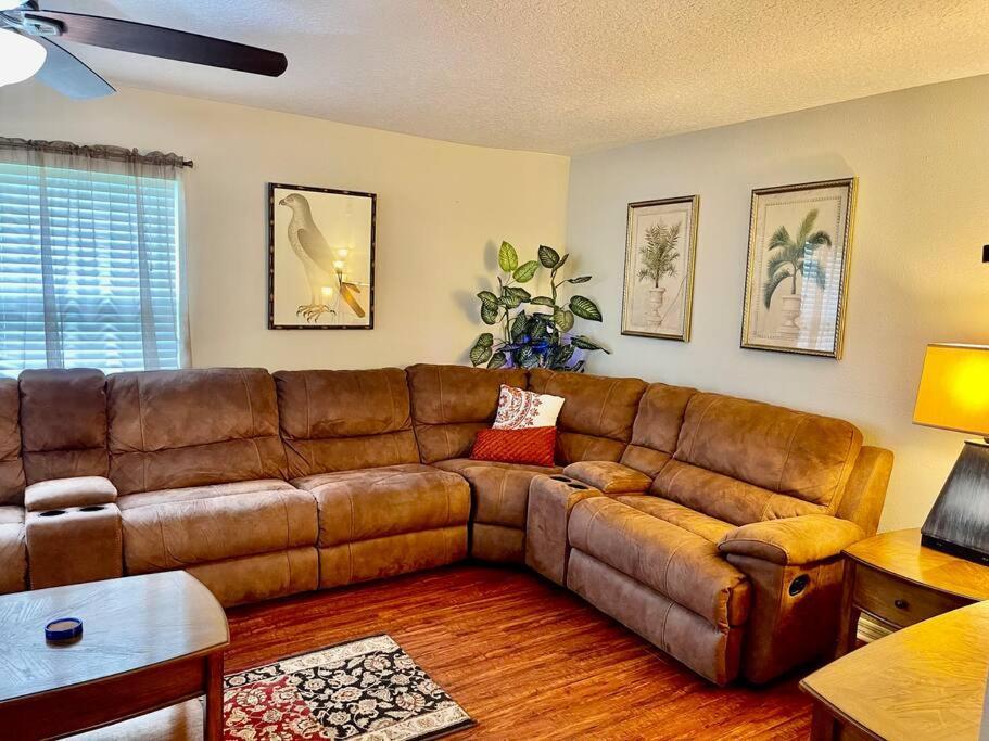 Cozy Modest Home Near Universal Studios/Volcanobay Orlando Exterior photo