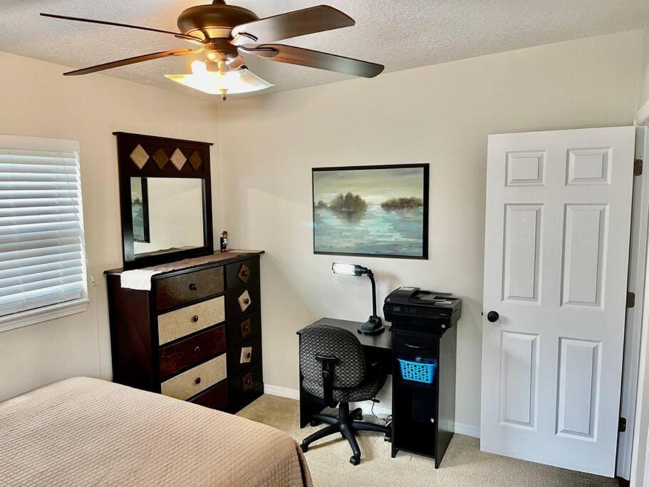 Cozy Modest Home Near Universal Studios/Volcanobay Orlando Exterior photo